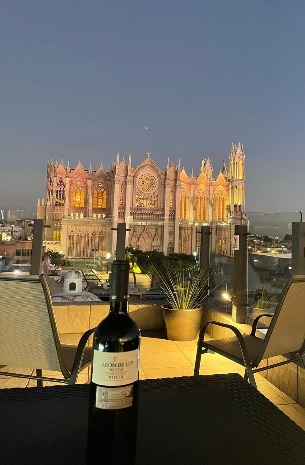 La Casa Mia Leon Hotel Eksteriør billede